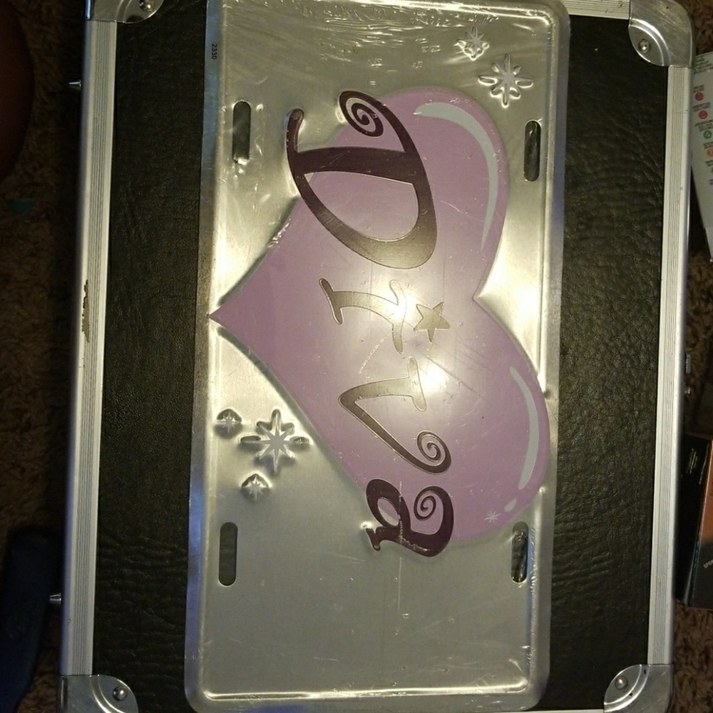 Diva vanity plate for car